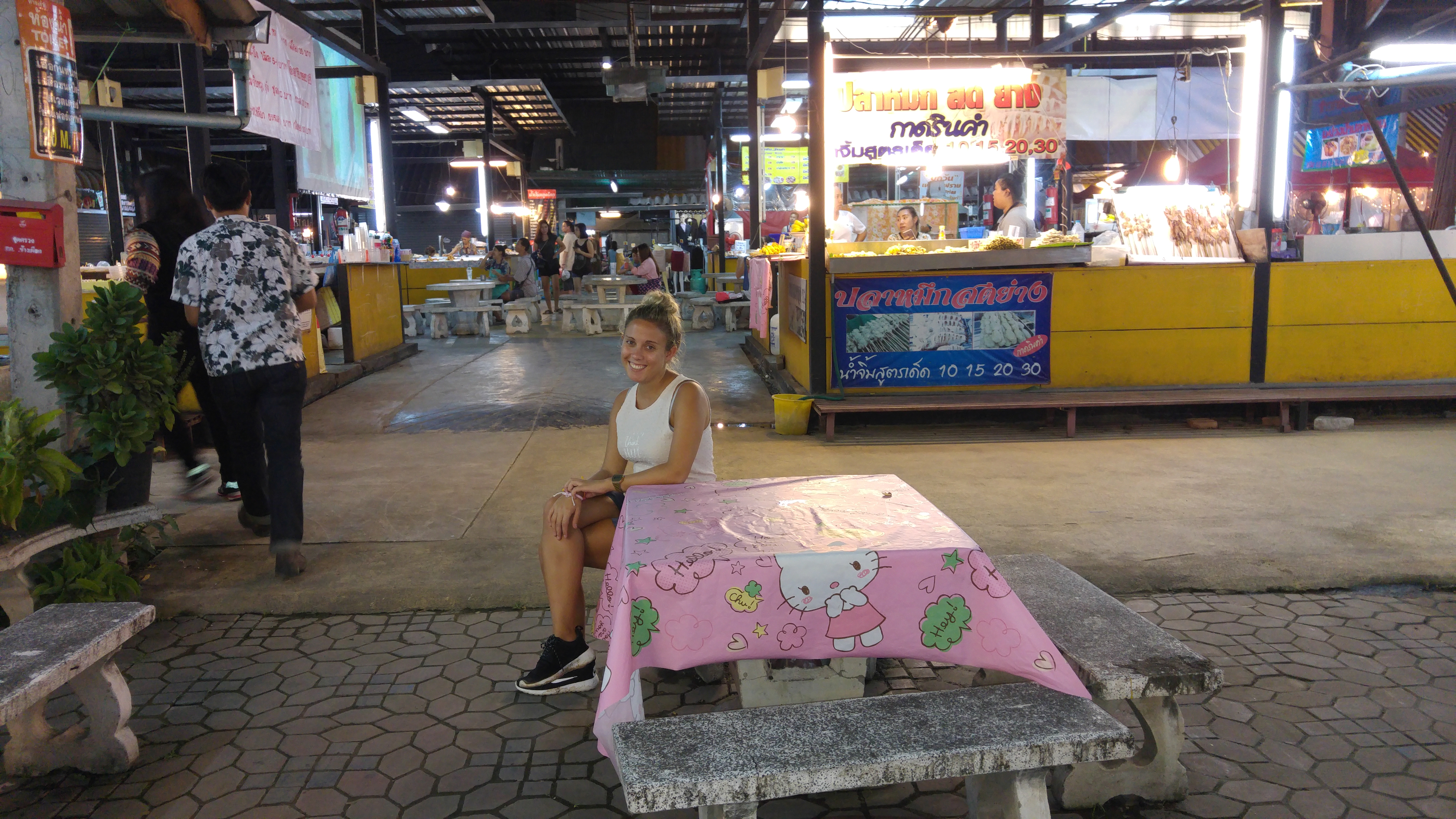 mercado-nocturno-chang-mai-3